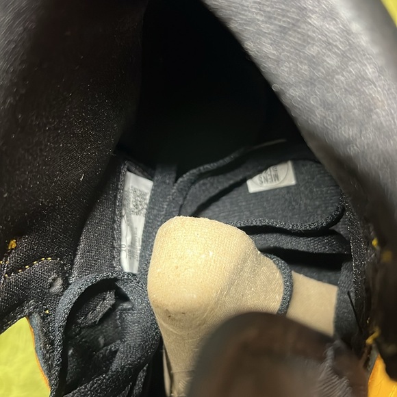 Jordan 1 High Pollen - Picture 5 of 6